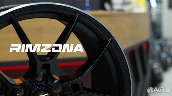 Литые диски wheelegend ULF09 R18 et40.0 5x100.0