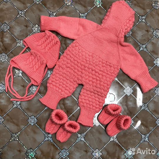 Тёплый вязанный комплект