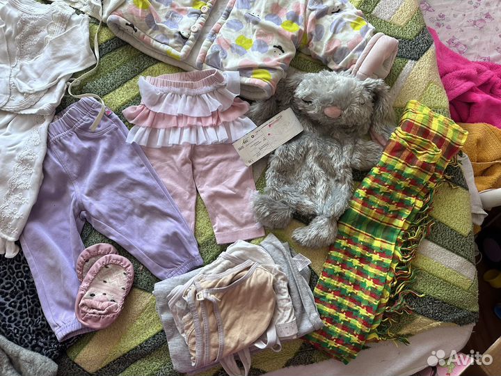 Вещи пакетом,грелка,курточка