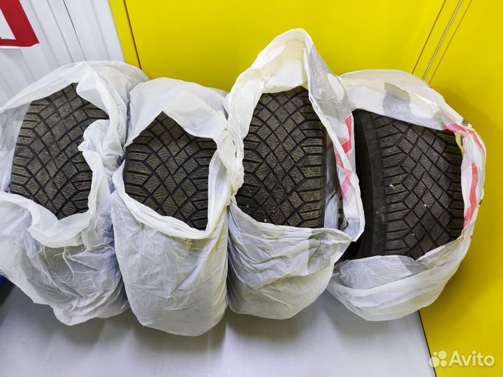 Continental ContiVikingContact 7 SUV 225/65 R17