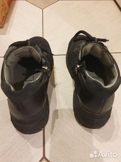 Ботинки демисезонные для девочки 35 размер