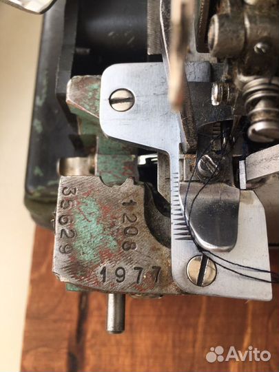 Оверлок промышленный