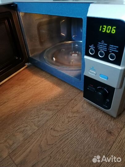Микроволновая печь