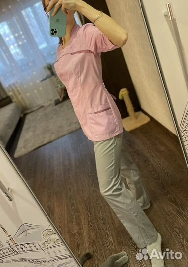 Медицинский костюм женский 42