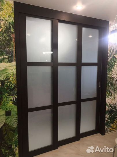 Стеклянная перегородка