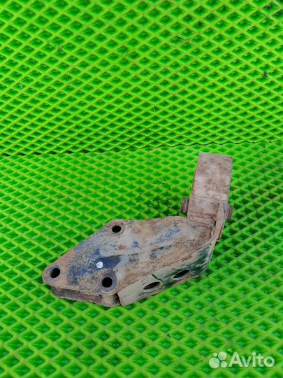 Подушка кпп Nissan Almera n15