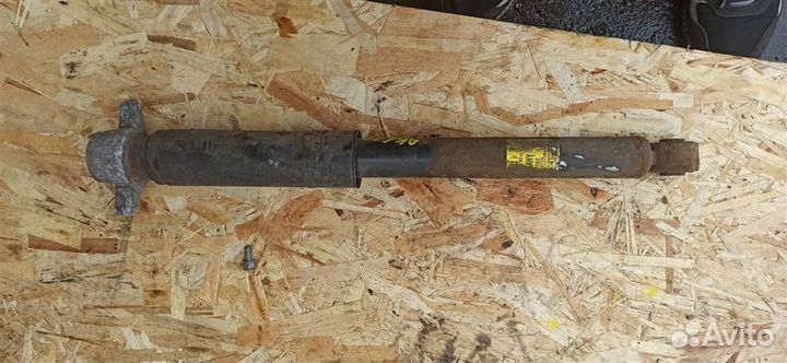 Амортизатор задний Opel Astra J GTC