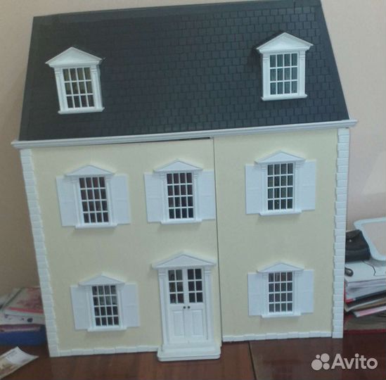 Домик кукольный