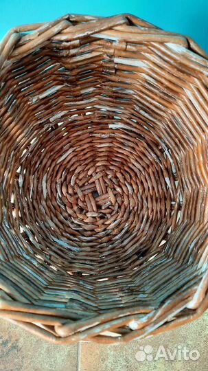 Корзина плетеная
