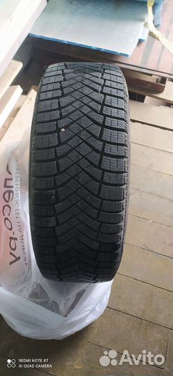 Pirelli Ice Zero FR 235/55 R18 104T