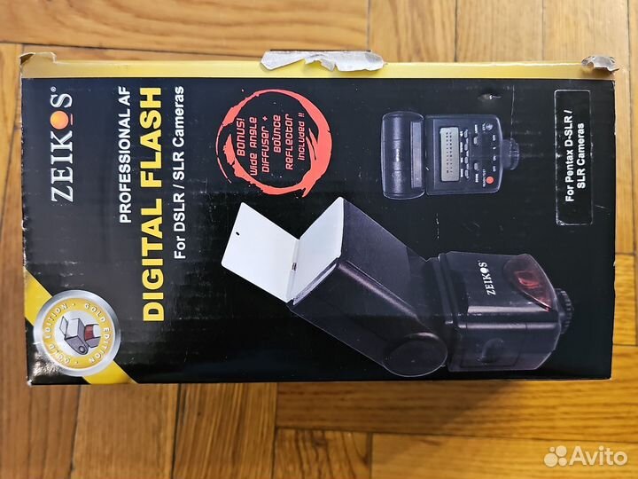 Вспышка Zeilos ZE-AF585P для фотоаппарата Pentax