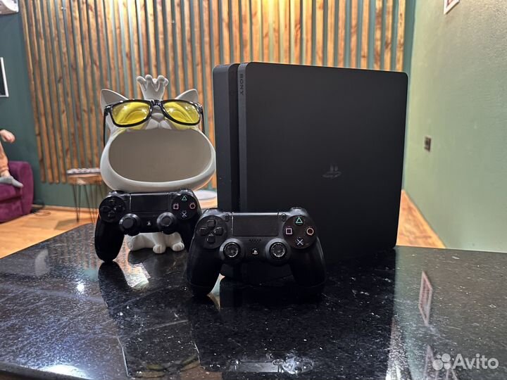 Sony playstation 4 slim 500gb 2 геймпада