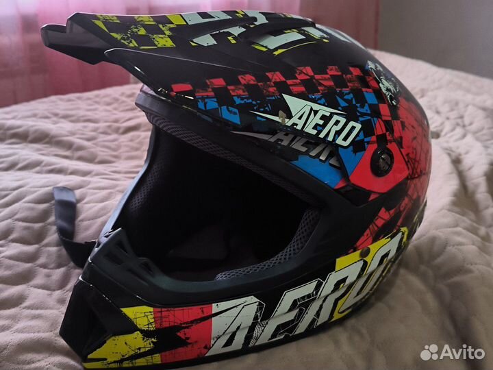 Шлем для мотокросса