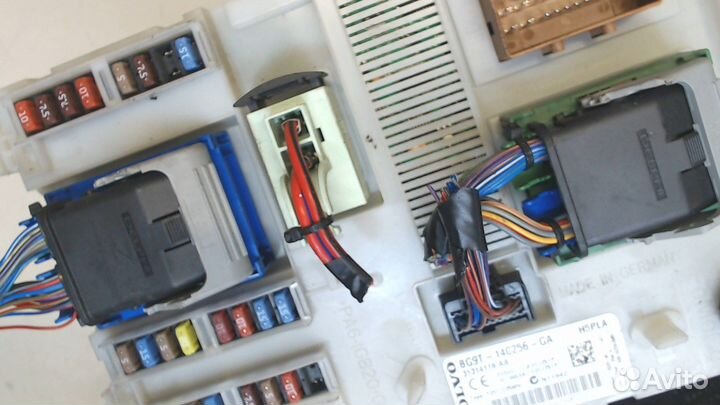 BSI Блок предохранителей Volvo XC60, 2010