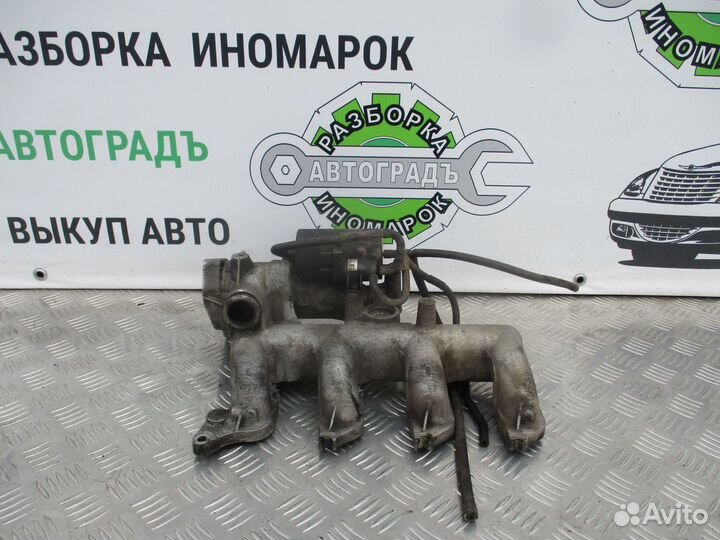 Коллектор впускной Renault Laguna 2 2002г 1.9 DCI