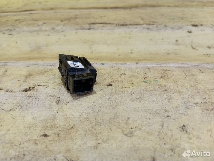 Кнопка сброса одометра Audi A4 B9 2015 Ауди а 4