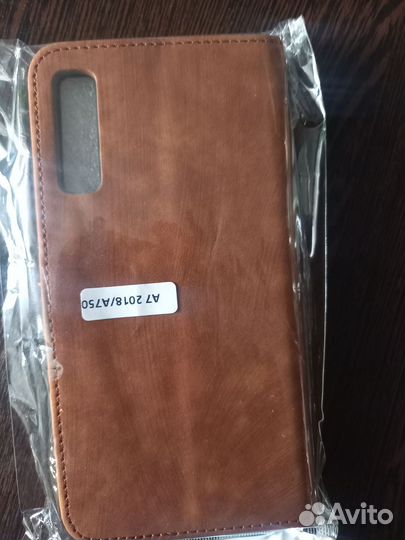 Чехол на Самсунг А7 2018