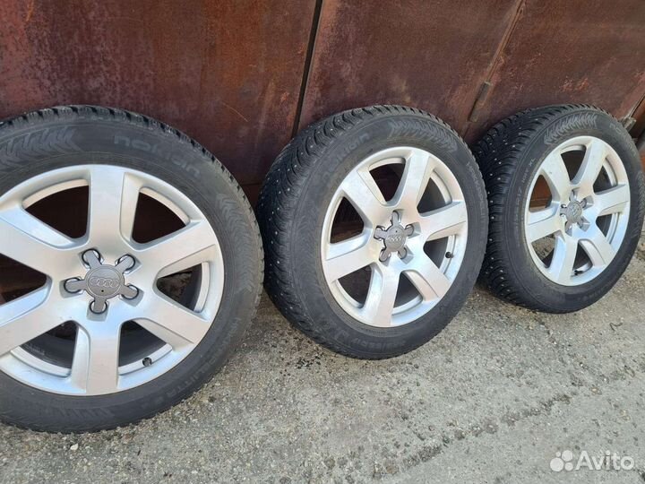 R17 Nokian Tyres Hakkapeliitta 8 225/55, PCD 5x112 DIA 66.6