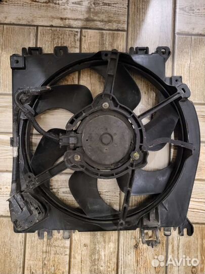 Вентилятор радиатора Micra K12/Note E11