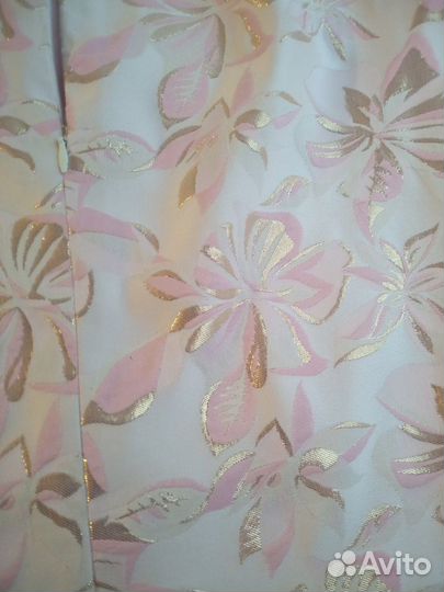 Женский пиджак и юбка 48 размер розовая