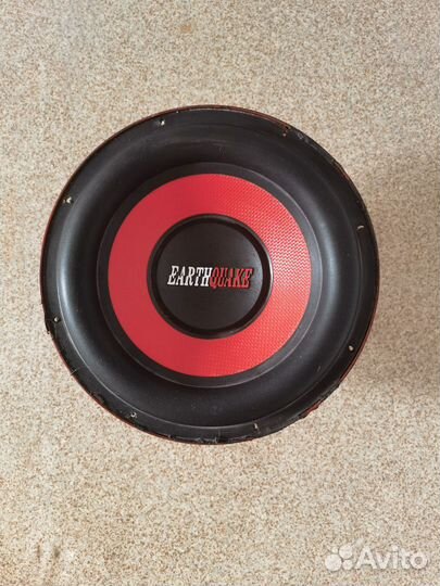 Сабвуфер earthquake dbx-12d 12