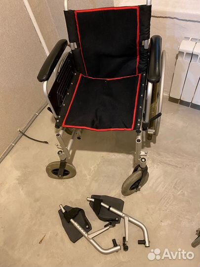 Инвалидная коляска
