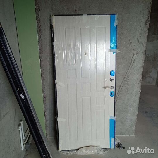 Дверь входная металлическая