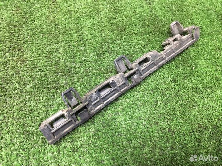 Кронштейн накладки порога левый Bmw 535I F10 N55