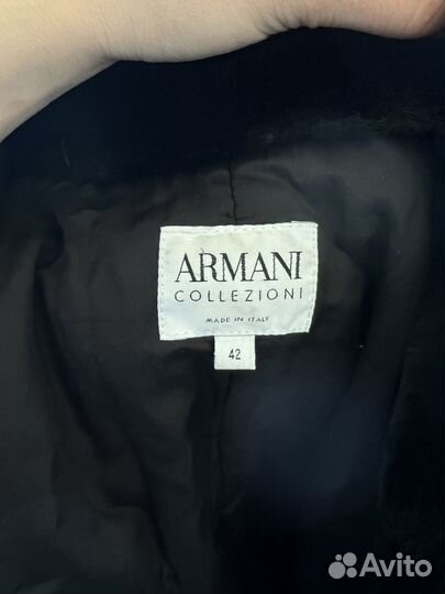 Куртка Armani collezioni 42