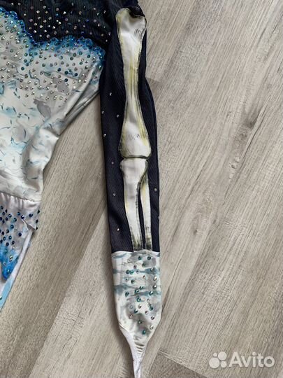 Костюм для водушной гимнастики 134 см