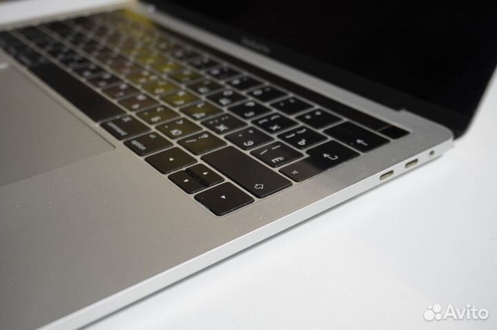 Macbook Pro 13 2016 touch bar