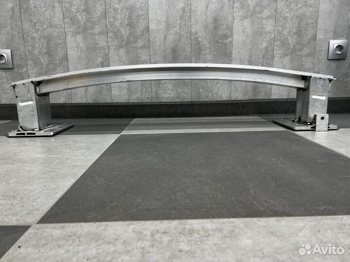 Усилитель бампера gle w167