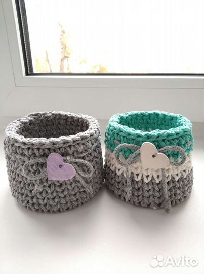 Корзинка вязаная с сердечком