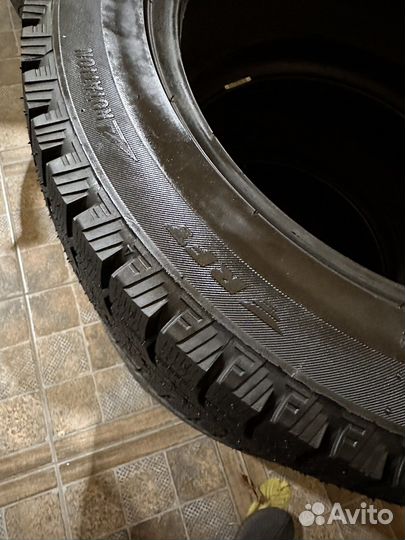 Bridgestone Blizzak RFT 205/55 R16