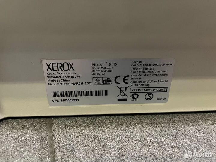 Лазерный цветной принтер Xerox Phaser 6110