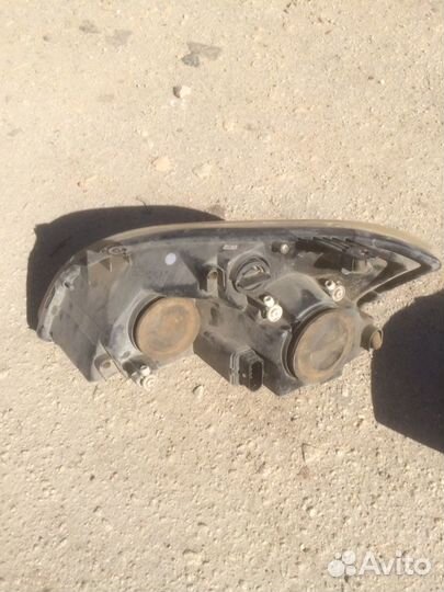 Фары Чери Фора