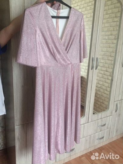 Продам праздничное платье