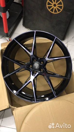 Новые диски R22 на Genesis, Infinity, Lexus Toyota