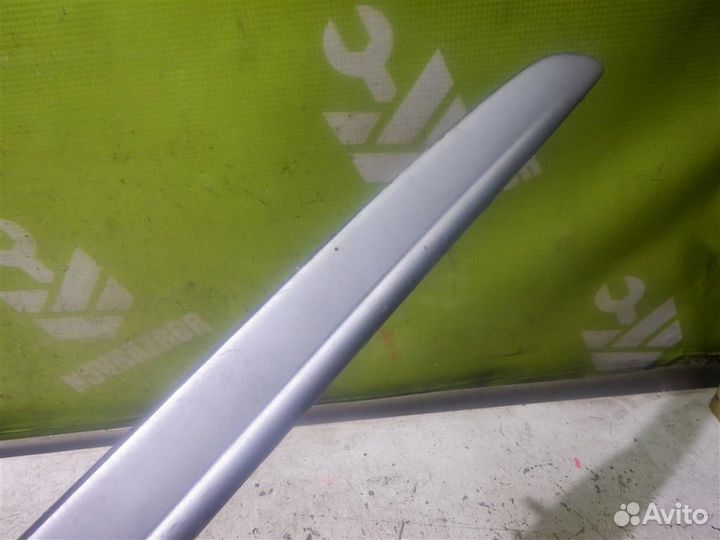 Накладка крышки багажника Форд Фокус 1