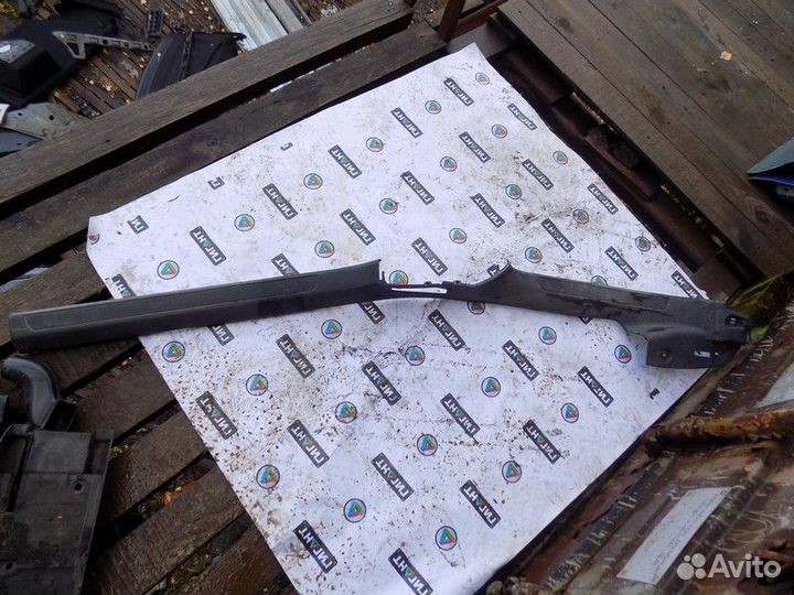 Накладка порога (внутренняя) Passat B6 2005-2010