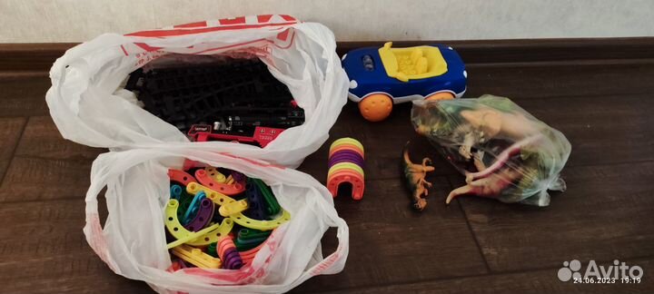 Игрушки пакетом