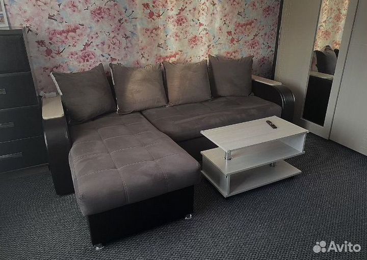 Модульный диван