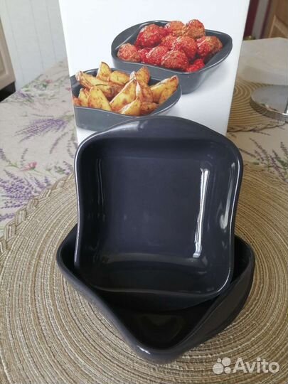 Набор посуды для сервировки