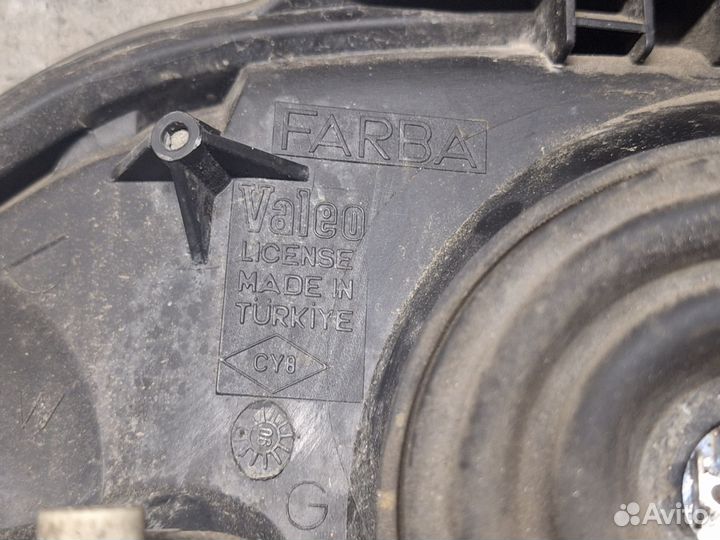 Передняя левая фара Renault Clio 2