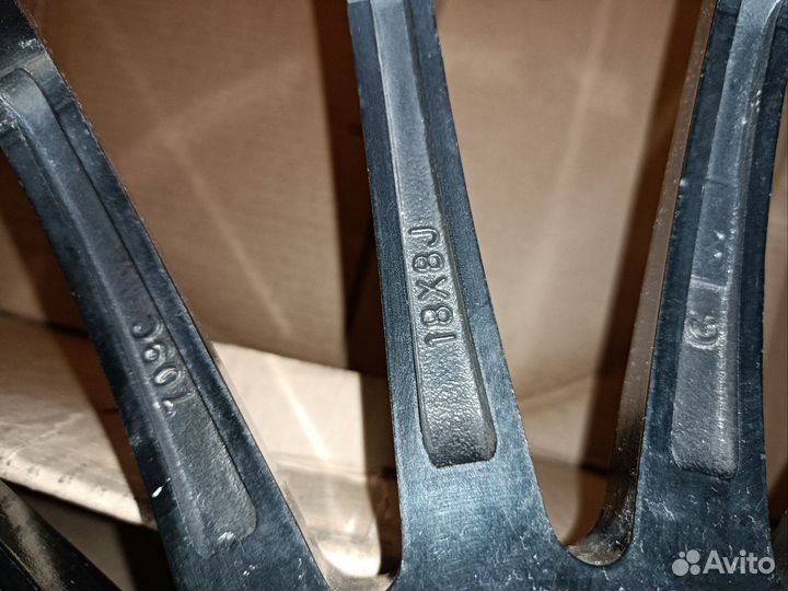 Диски 18 8j ET56 5*112