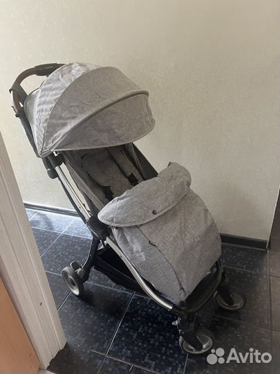 Коляска прогулочная capella s250