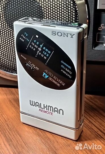 Кассетный плеер Sony Walkman wm-f109