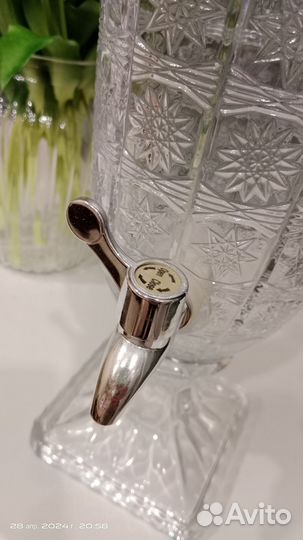 Лимонадница с краном