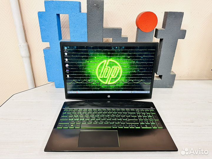 Игровой ноутбук i5-8300/12gb/GTX1050