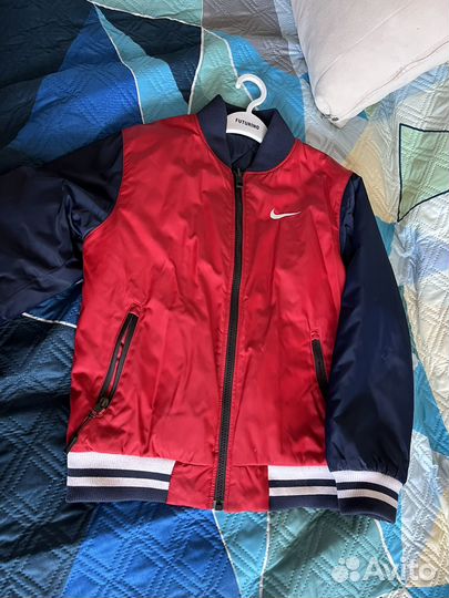 Куртка бомбер Nike